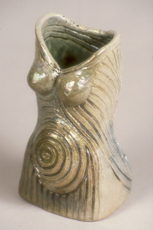 Torsovase_00_3Quarter_view-_L.jpg