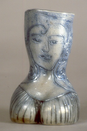 torso blue back 00 L.jpg